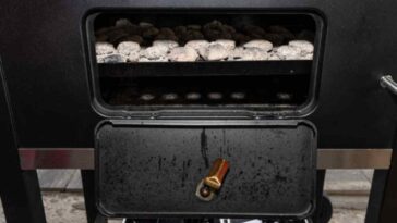 digital charcoal grill and smoker